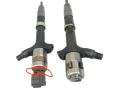 23670-27020, 23670-27030 форсунка топливная Toyota Avensis 1 поколение T220 [рестайлинг] 2002г. - фото №2