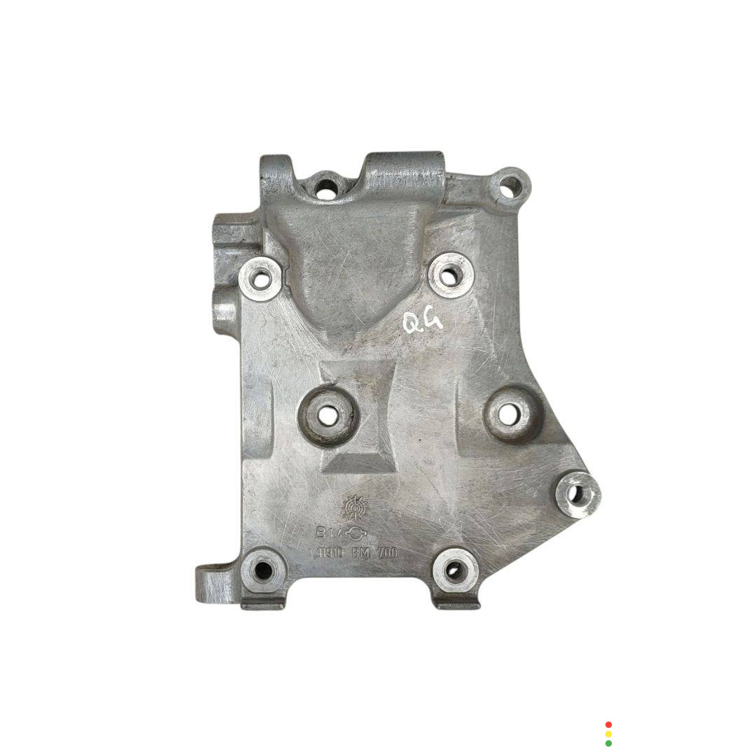 11910-BM700 кронштейн генератора Nissan Primera P12 2004г. - фото №1