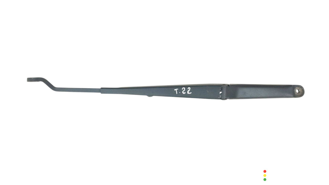 8521105051 поводок стеклоочистителя правый Toyota Avensis 1 поколение T220 1999г. - фото №1
