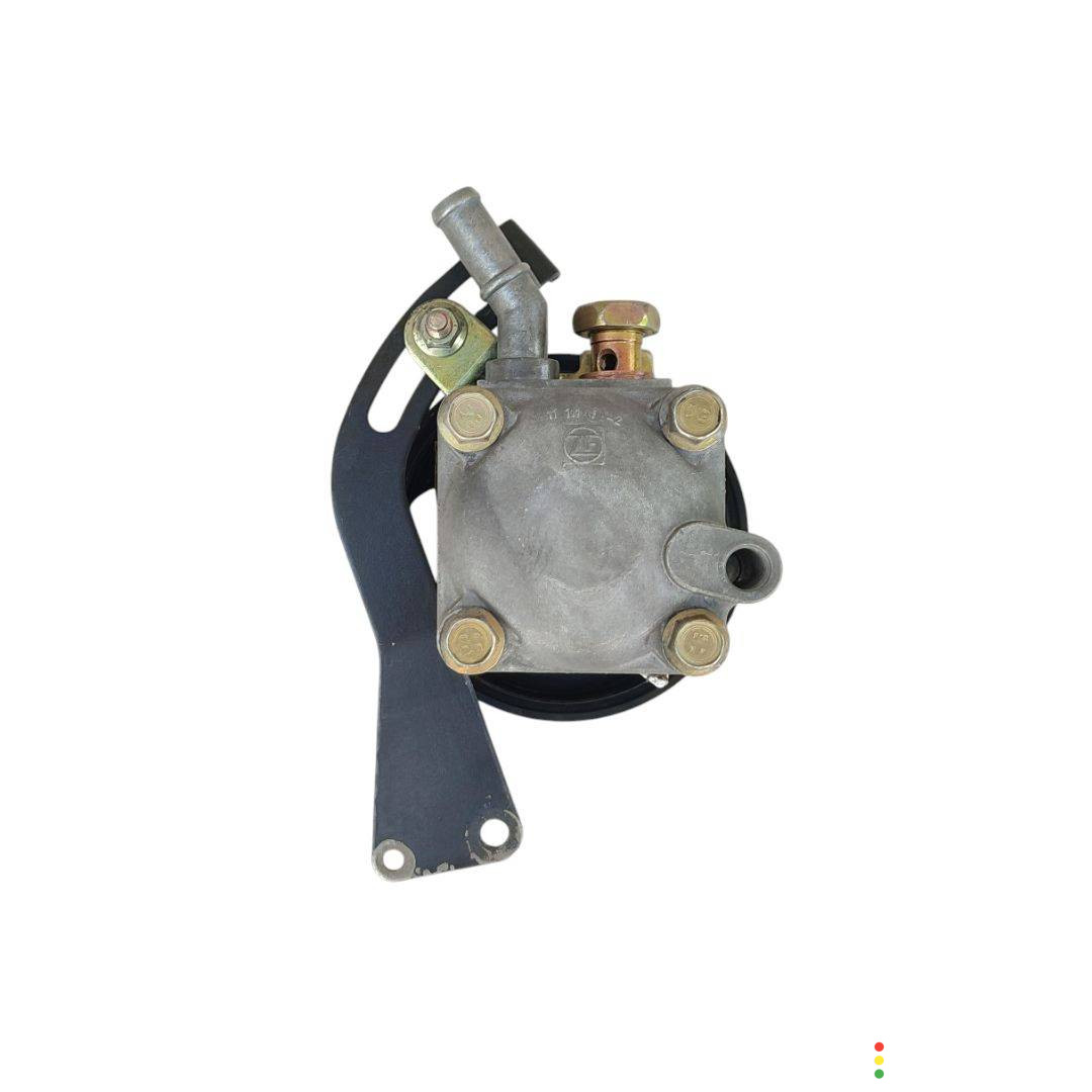 7611332111, 7613955132 насос гидроусилителя руля Nissan Primera P12 2004г. - фото №6
