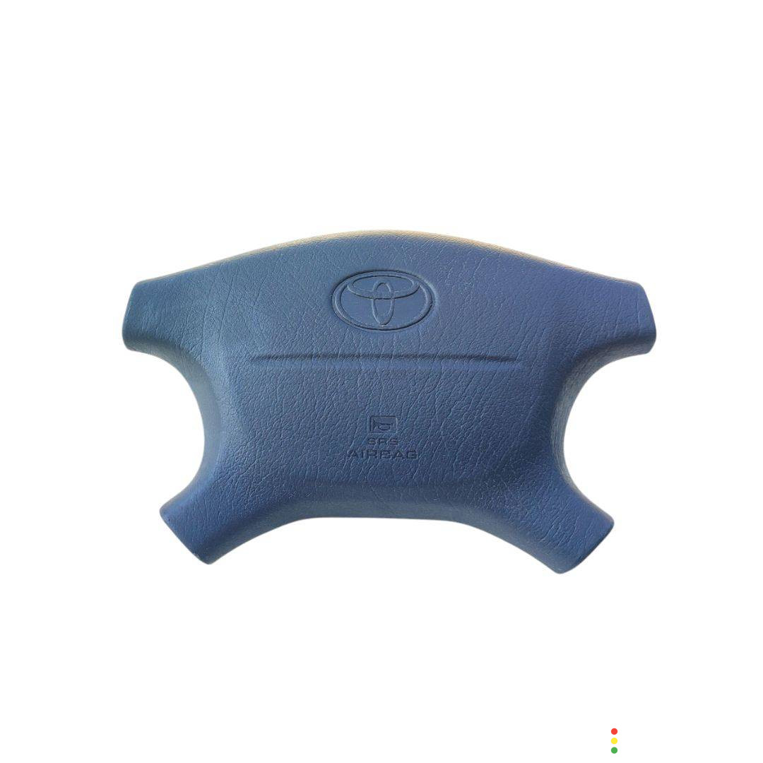 45112-05010 подушка безопасности водителя Toyota Avensis 1 поколение T220 1999г. - фото №1