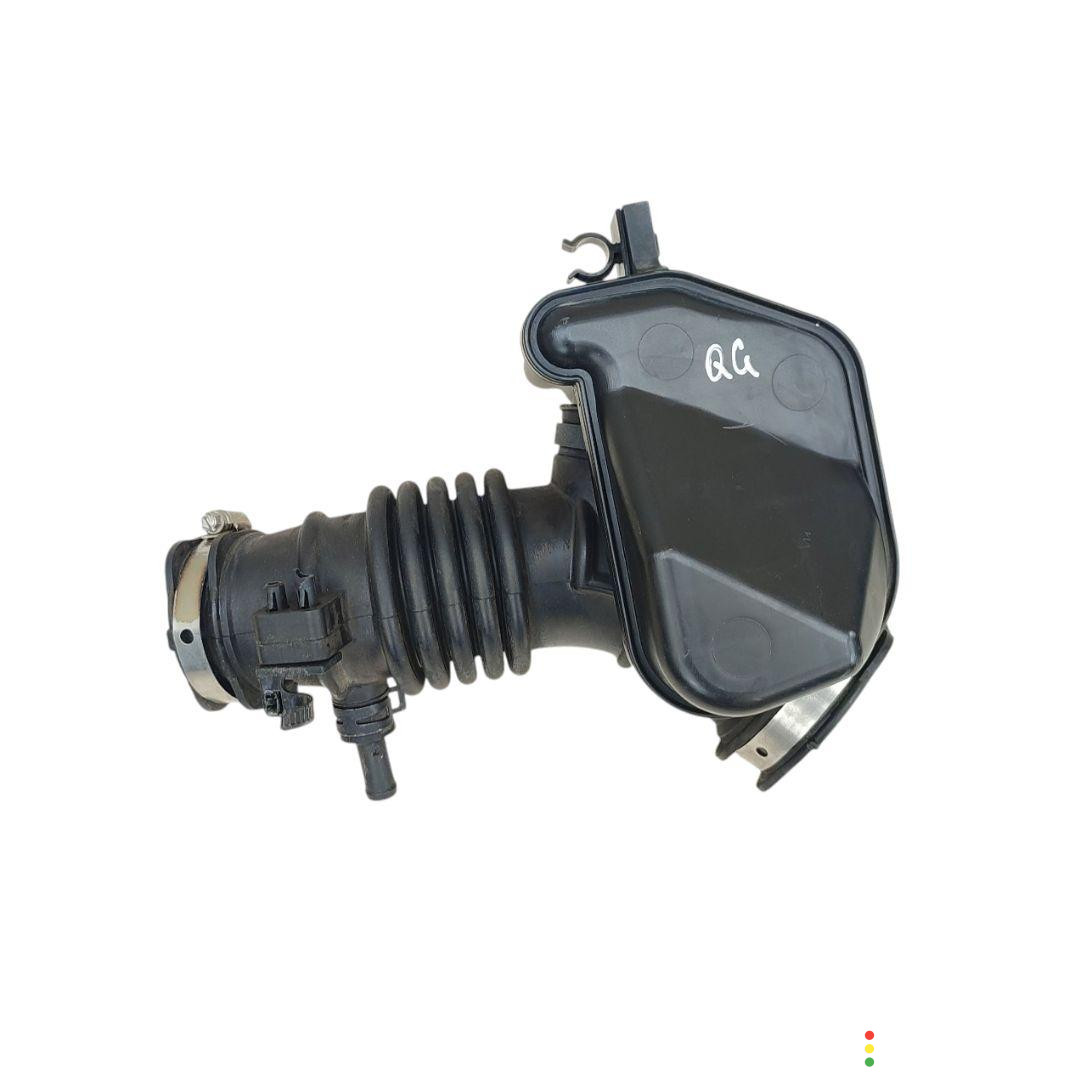 патрубок воздушного фильтра Nissan Primera P12 2004г. - фото №1