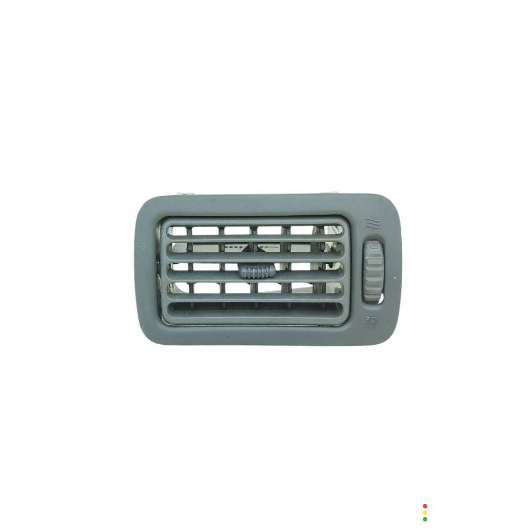 55881-450WL дефлектор обдува салона передний правый Toyota Avensis 1 поколение T220 1999г. - фото №1