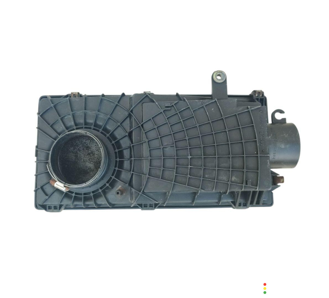 корпус воздушногo фильтра Nissan Almera N15 1997г. - фото №3