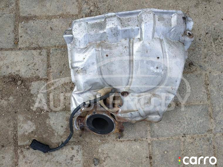 выпускной коллектор Renault Laguna 2 поколение 2003г. - фото №1