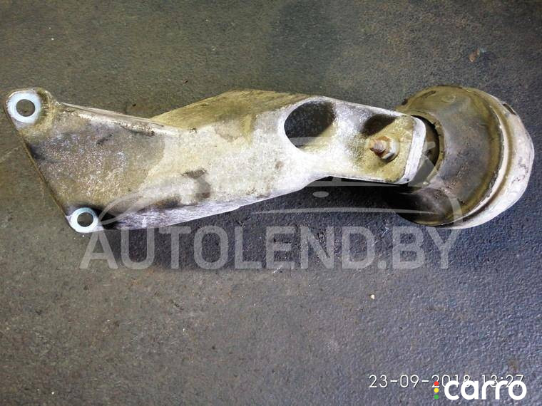 кронштейн двигателя Volkswagen Passat B5 1998г. - фото №2