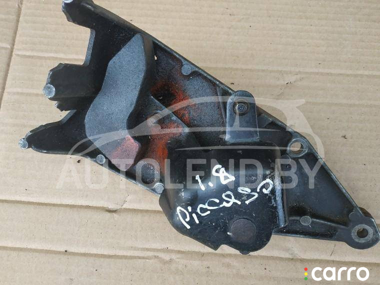 кронштейн коробки (балка кпп) Citroen Xsara Picasso 1 поколение 2002г. - фото №1