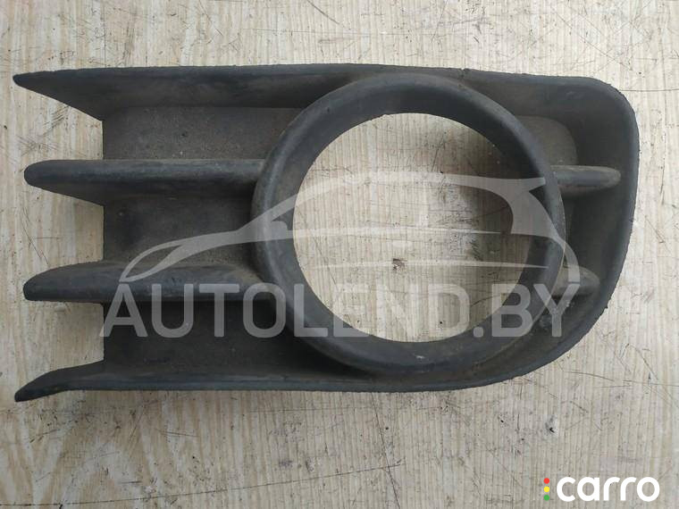 8200115117 рамка фары противотуманной Renault Megane 2 поколение 2004г. - фото №1