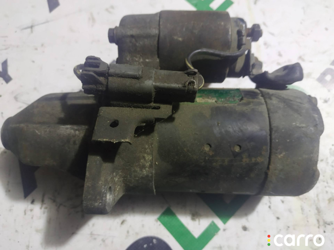 23300-70Y01 стартер Nissan Almera N15 1996г. - фото №1