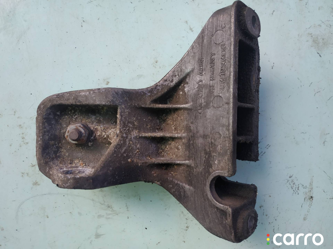893199308C кронштейн двигателя Audi 80 B3 1989г. - фото №1