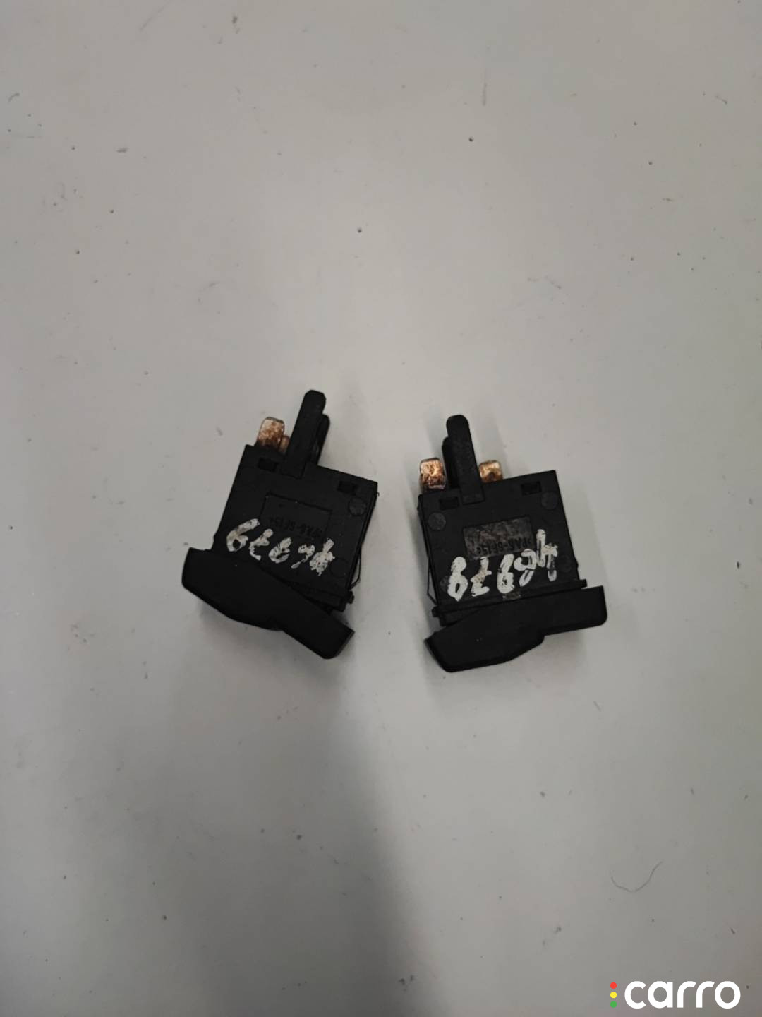 701959621 кнопка обогрева заднего стекла Volkswagen Transporter T4 1996г. - фото №2