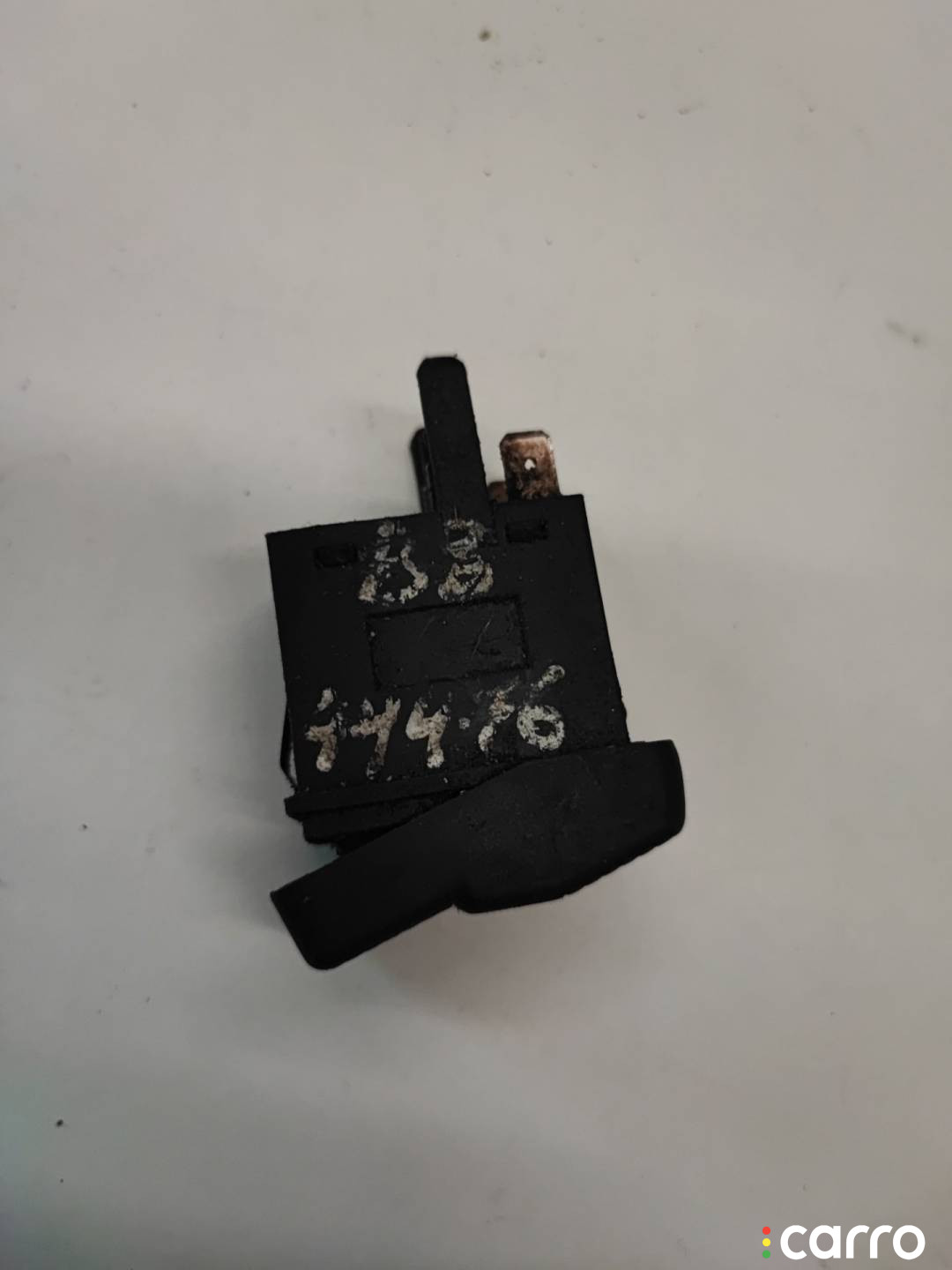 535959621 кнопка ручного тормоза (ручника) Volkswagen Passat B3 1992г. - фото №2