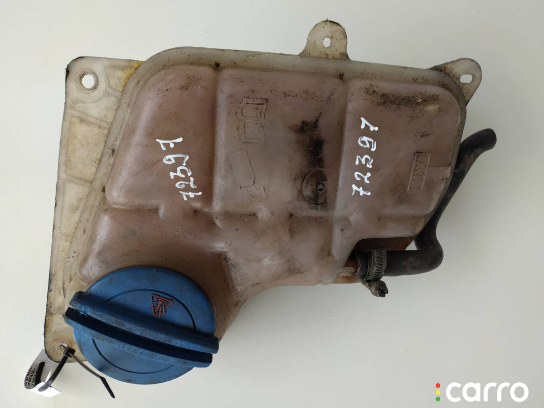 8D0121403D бачок расширительный Audi A6 C4 1996г. - фото №1