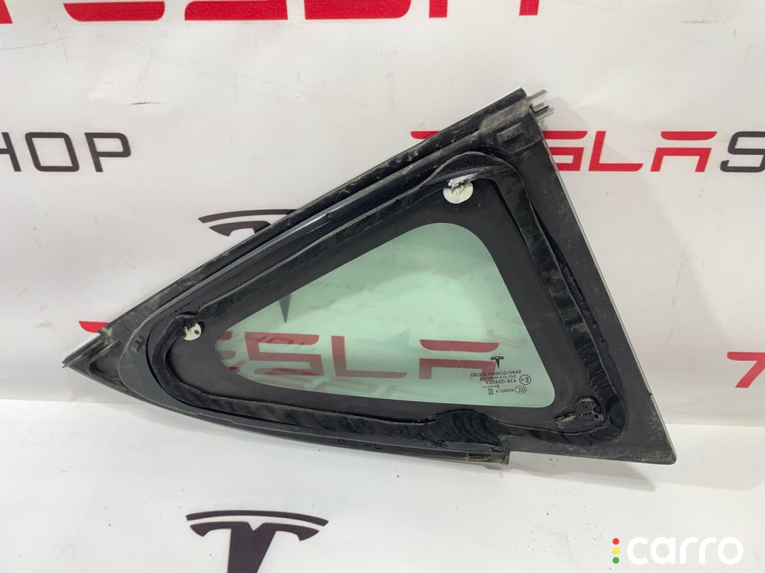 1080703-00- Форточка в заднее крыло Tesla Model 3 2019г. - фото №4