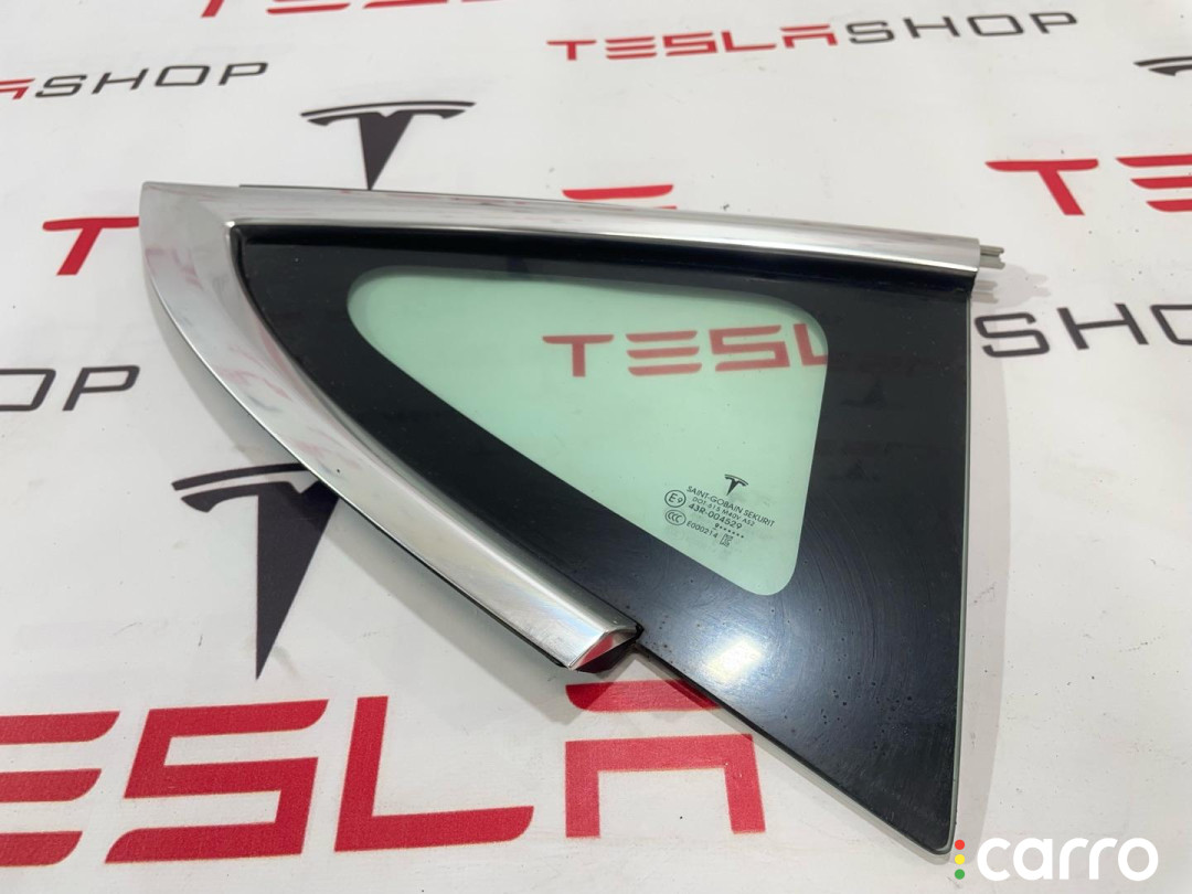 1080706-00-F, 1098758-00-G Форточка в заднее крыло Tesla Model 3 2019г. - фото №2
