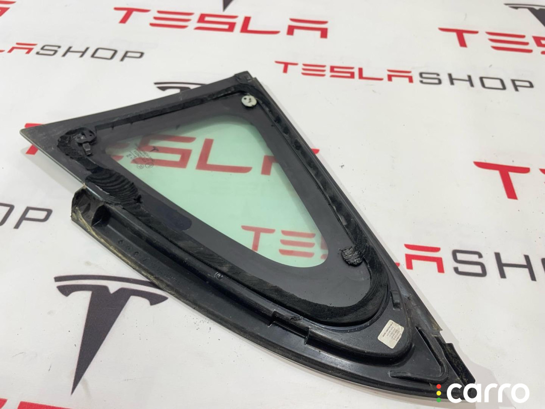 1080706-00-F, 1098758-00-G Форточка в заднее крыло Tesla Model 3 2019г. - фото №4