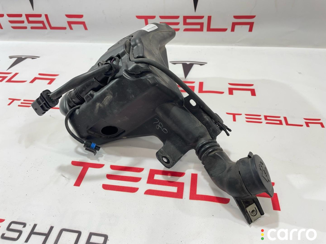1096062-00-D, 109085000F, 1110164-00-B бачок омывателя передний Tesla Model 3 2019г. - фото №1