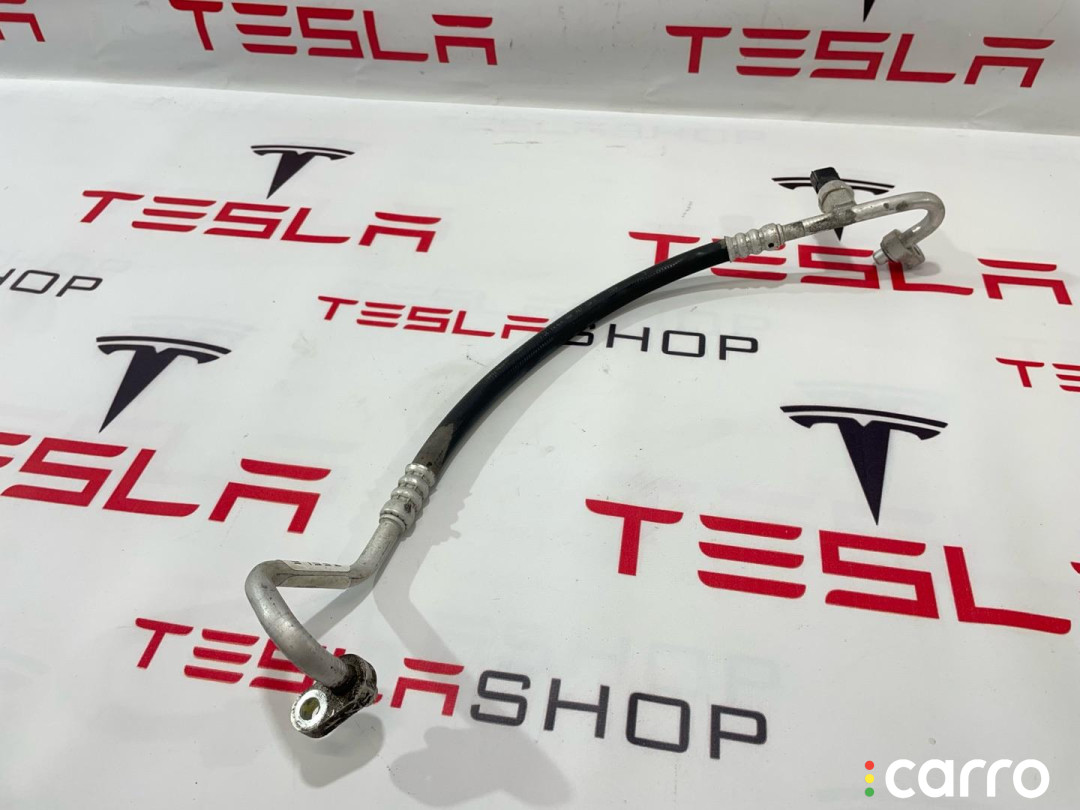 1092158-00-F, 110860800A Трубка кондиционера Tesla Model 3 2019г. - фото №1