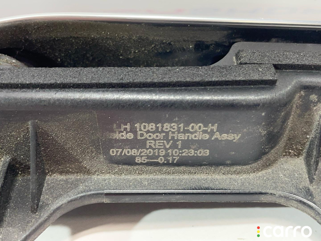 1081831-00-H ручка наружная двери левой Tesla Model 3 2019г. - фото №4