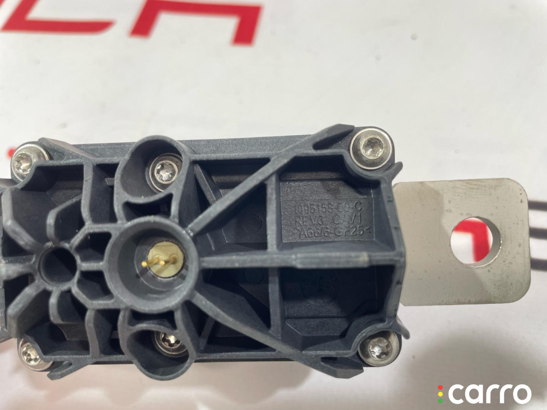 1064689-00-J, 1095154-00-C, 1095158-00-C пиропатрон основной батареи Tesla Model 3 2019г. - фото №4