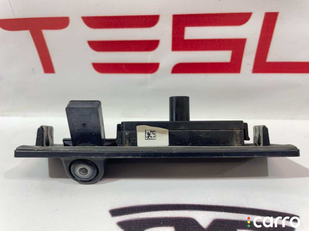 1095949-00-E, 1105486-00-E камера заднего вида Tesla Model 3 2019г. - фото №1