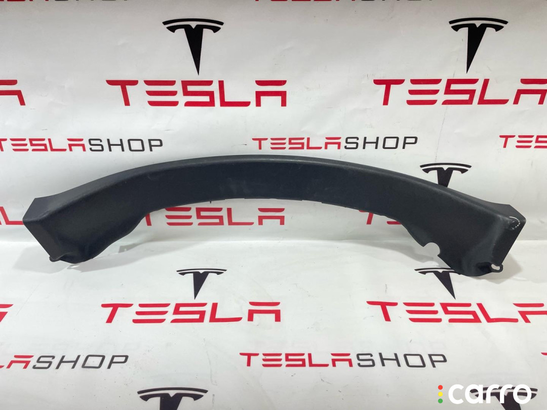 1132812-00-A Накладка крышки багажника Tesla Model 3 2019г. - фото №2