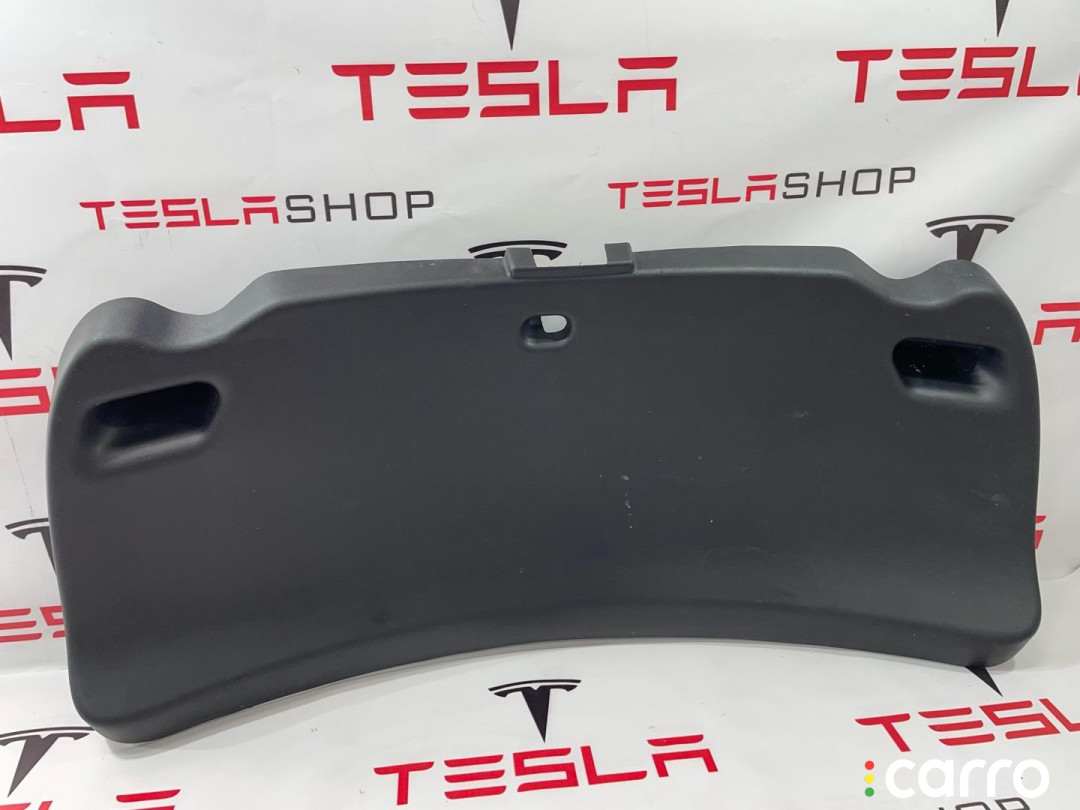 1090454-00-I, 1090455-00-H Обшивка крышки багажника Tesla Model 3 2019г. - фото №1