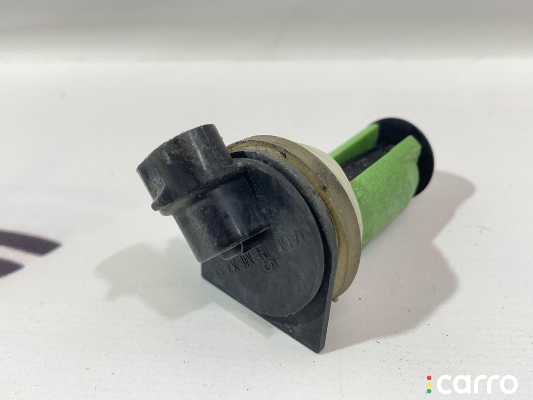 1005454-00-A, 1005400-00-B Датчик уровня омывающей жидкости переднего Tesla Model S 2015г. - фото №3