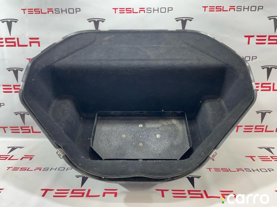 1052617-00-B, 1038378-00-C Корыто пластиковое Tesla Model S 2015г. - фото №1