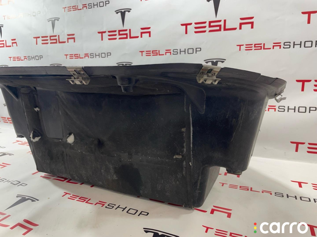 1052617-00-B, 1038378-00-C Корыто пластиковое Tesla Model S 2015г. - фото №7