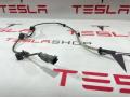 103779400B, 1009604-00-B Датчик ABS левый Tesla Model S 2015г. - фото №4