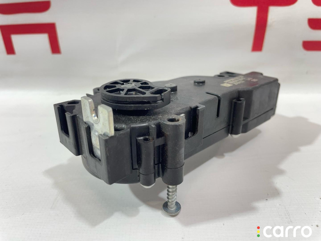 A2047500060, 1003549-00-B, 6NW00942479, A2127400335 Привод замка багажника Tesla Model S 2015г. - фото №2