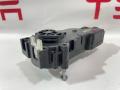 A2047500060, 1003549-00-B, 6NW00942479, A2127400335 Привод замка багажника Tesla Model S 2015г. - фото №2