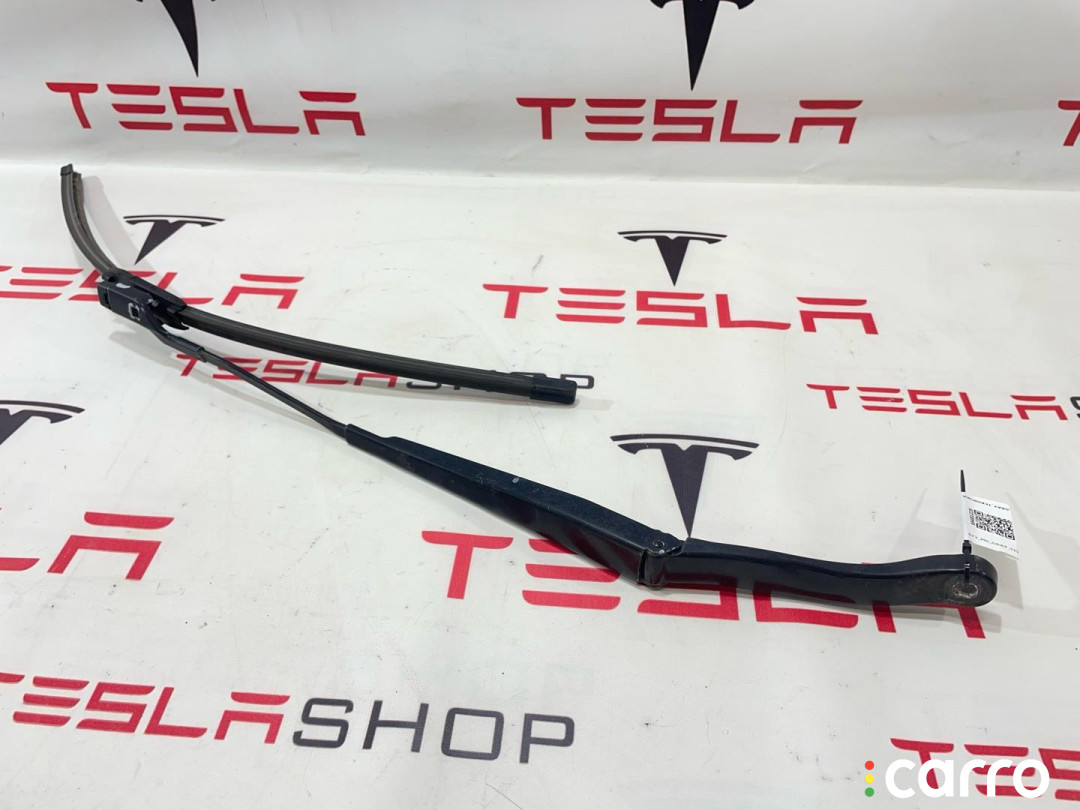 600595100C щеткодержатель (поводок стеклоочистителя, дворник) левый Tesla Model S 2015г. - фото №1
