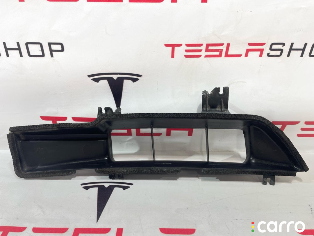 1090857-00-C, 1090858-00-C Воздухозаборник печки Tesla Model 3 2019г. - фото №3