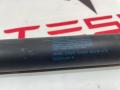 6006611-00-C Амортизатор крышки багажника (3-5 двери) левый Tesla Model S 2015г. - фото №2