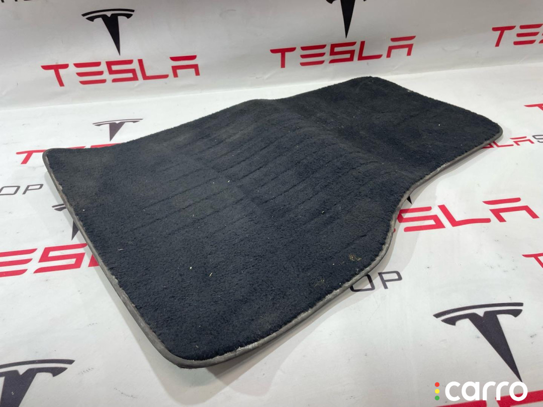 1047686-00-E, 6005972-00-C Коврики салона передний правый Tesla Model S 2015г. - фото №2