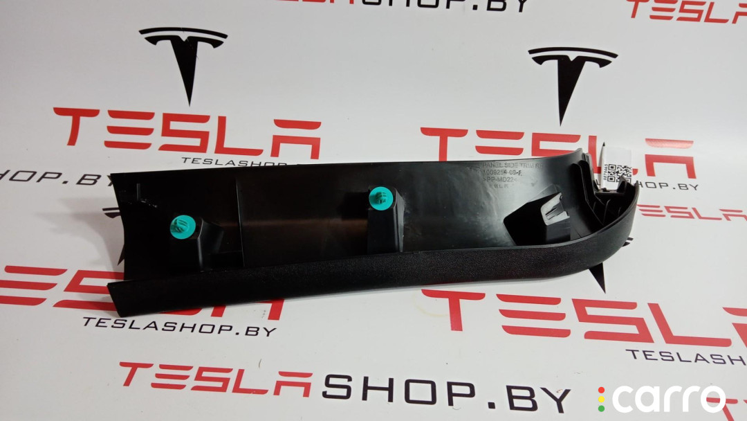 1009254-00-F Накладка крышки багажника Tesla Model S 2015г. - фото №1