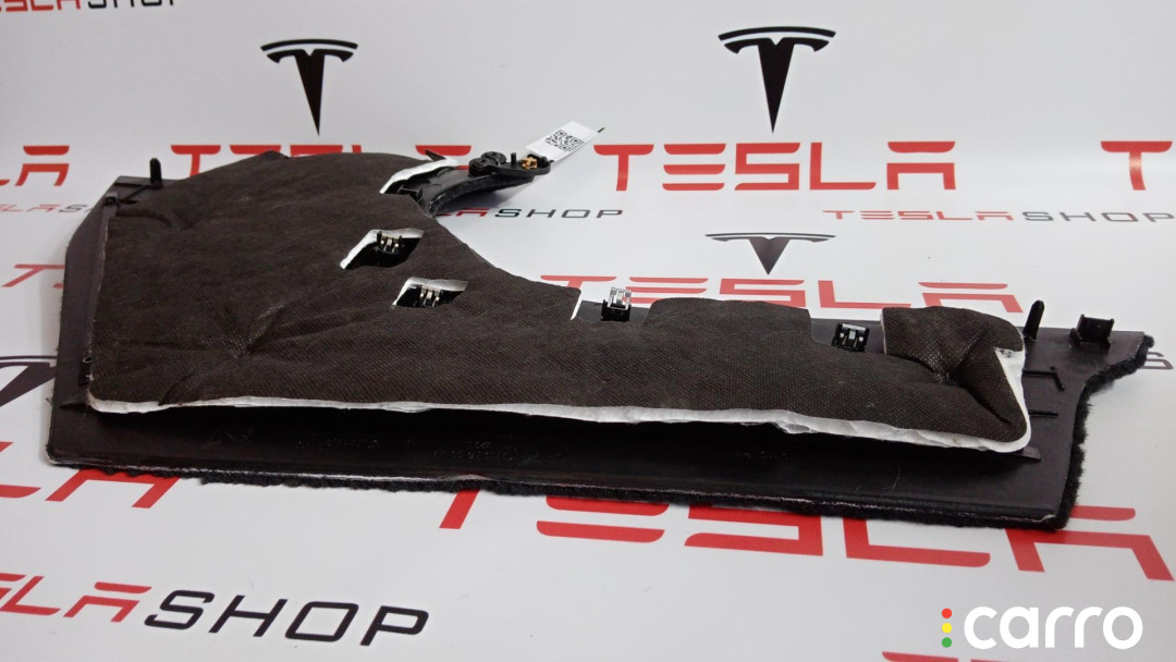 1035936-00-B Накладка центральной консоли Tesla Model X 2020г. - фото №2