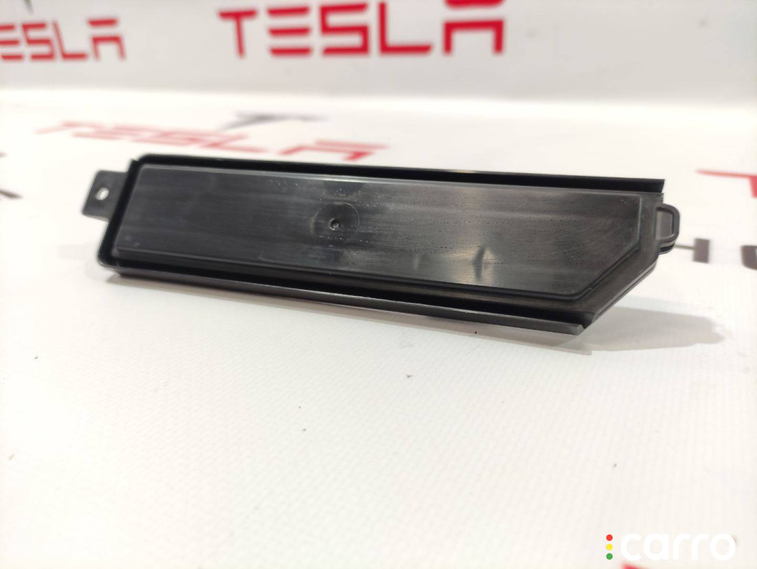 корпус салонного фильтра Tesla Model 3 2019г. - фото №3