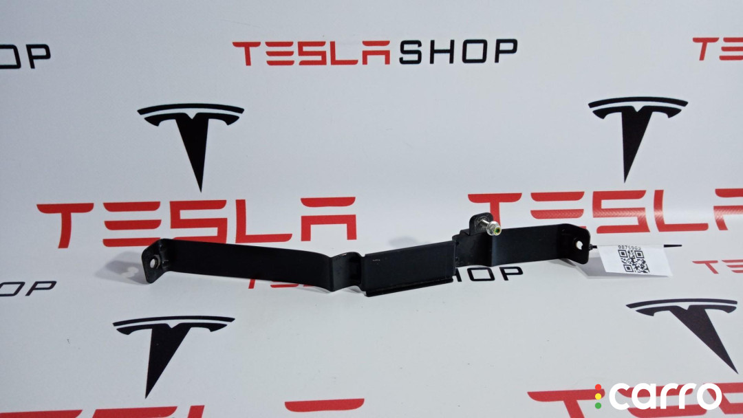 1013272-00-E Крепление блока предохранителей Tesla Model S 2015г. - фото №1