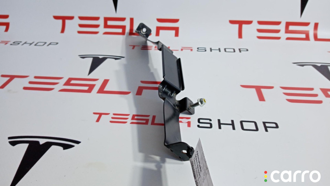 1013272-00-E Крепление блока предохранителей Tesla Model S 2015г. - фото №3