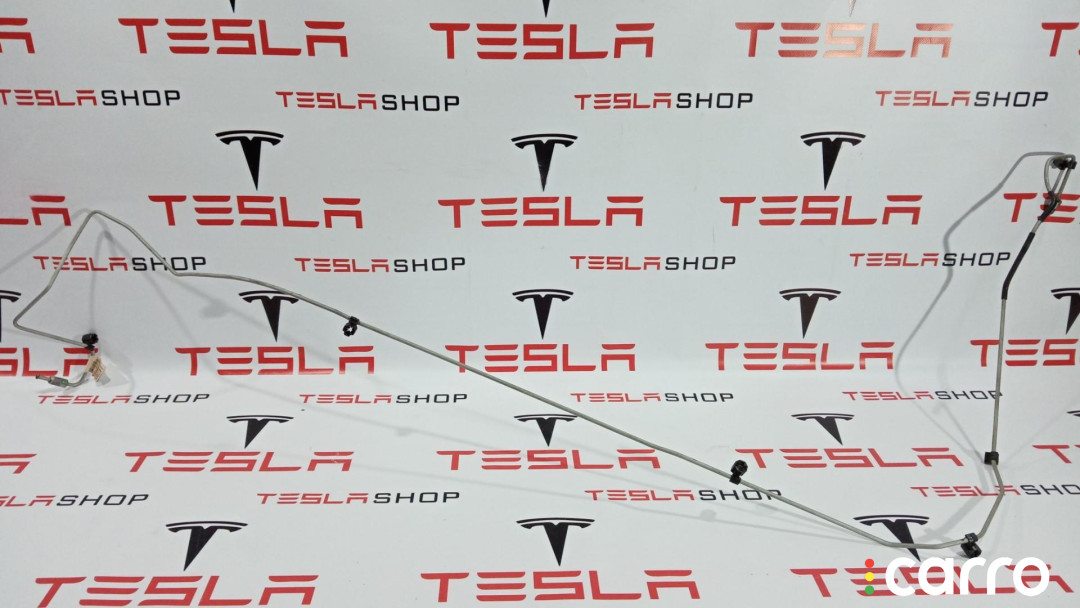 1044715-00-C трубка тормозная Tesla Model 3 2019г. - фото №1