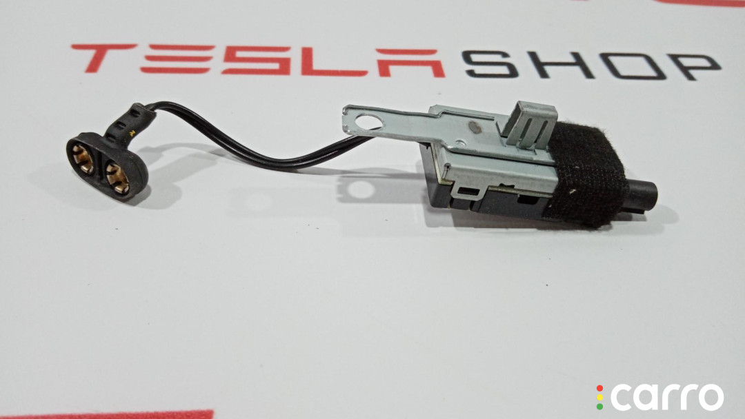 1004808-00-B усилитель антенны Tesla Model S 2015г. - фото №2