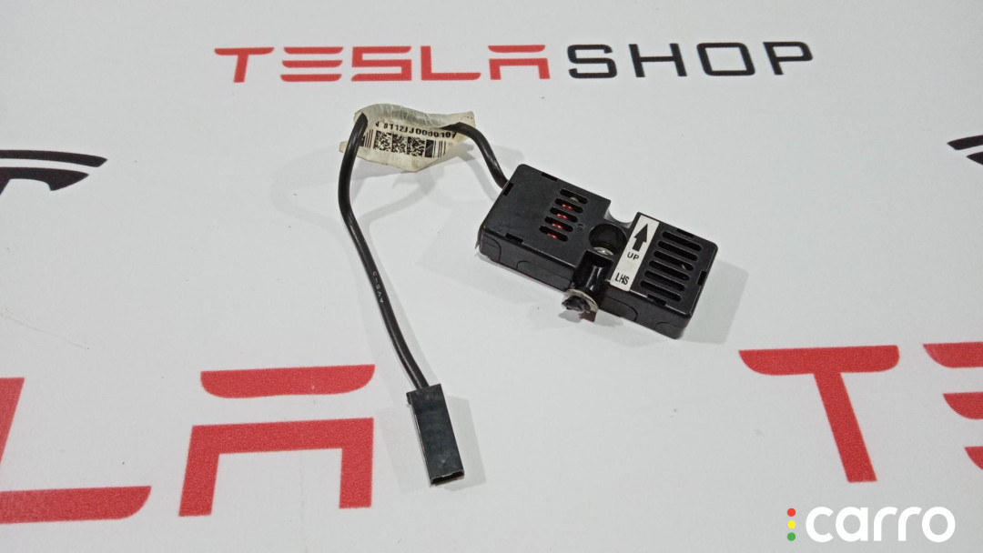 1012002-01-A антенна Tesla Model S 2015г. - фото №1