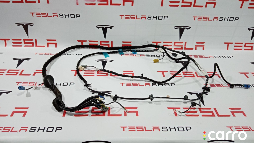 1004429-00-E Проводка крышки багажника Tesla Model S 2015г. - фото №1
