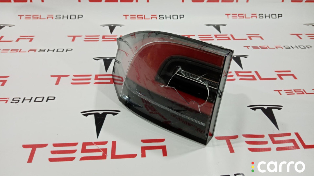 1034332-00-B фонарь задний левый Tesla Model X - фото №1