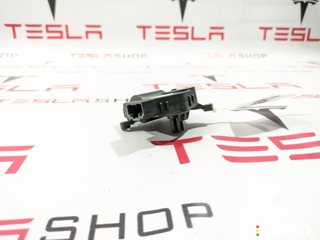 1099999-00-H, T90442B Моторчик заслонки печки Tesla Model 3 2019г. - фото №3