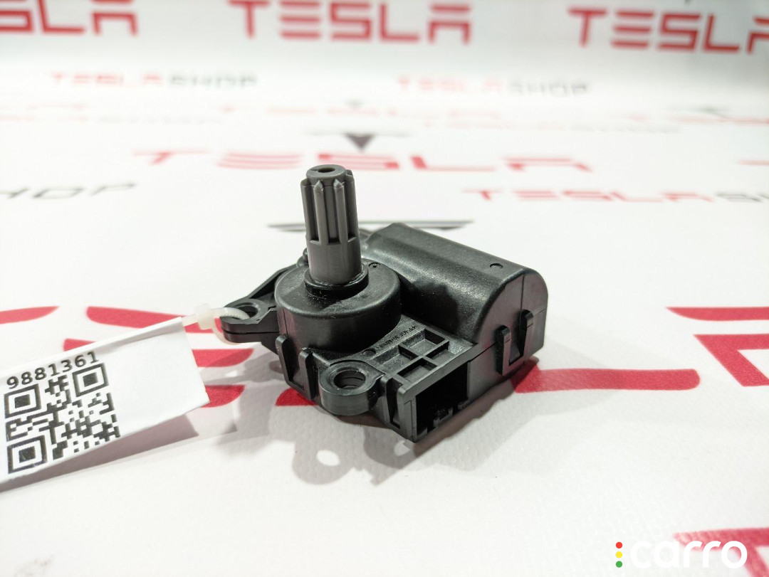 1099999-00-H, T92882B12 Моторчик заслонки печки Tesla Model 3 2019г. - фото №1