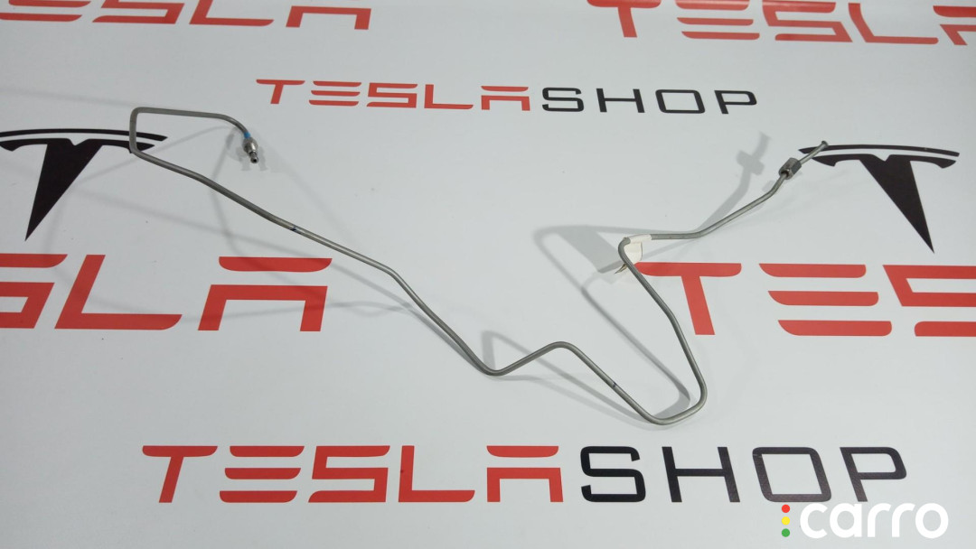1044712-00-C, 1044712-00-D трубка тормозная Tesla Model 3 2019г. - фото №1